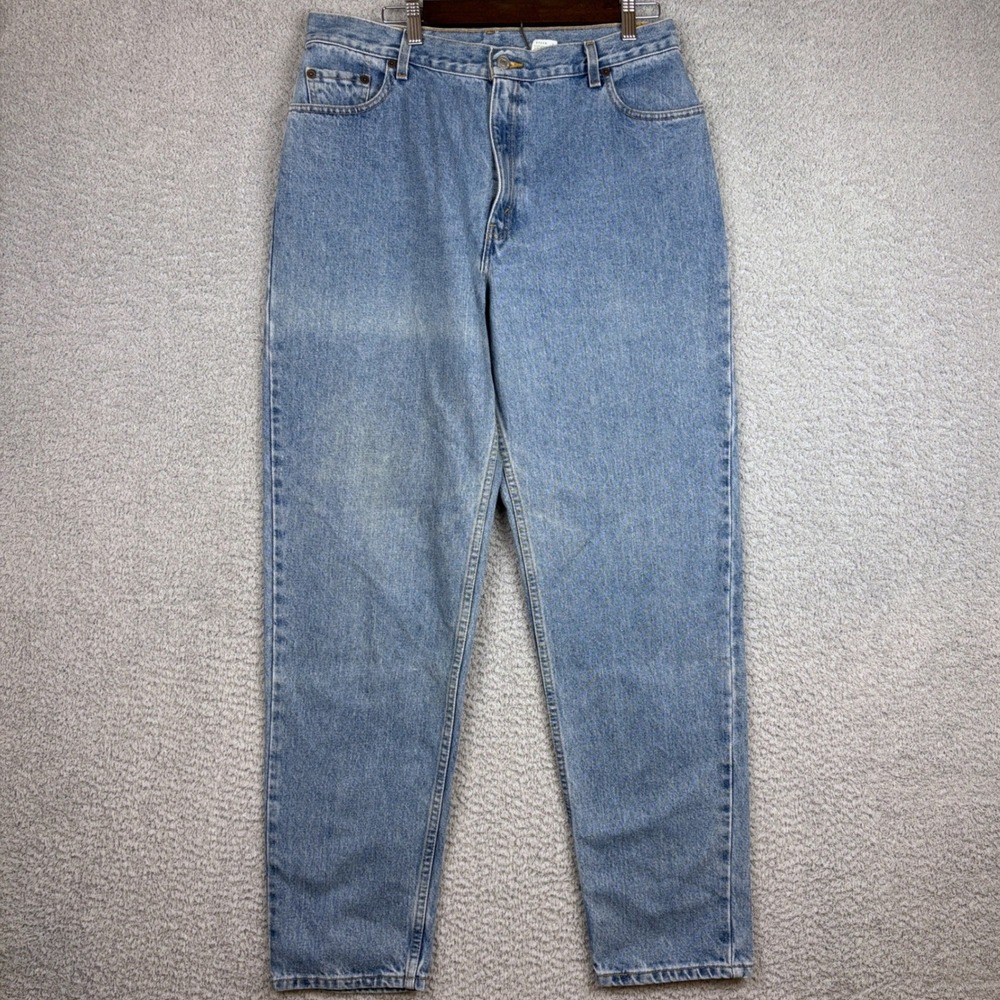Vintage Levis Jeans Womens 34x32 Blue 550 Light Wash Relaxed Fit Tapered Leg 90s